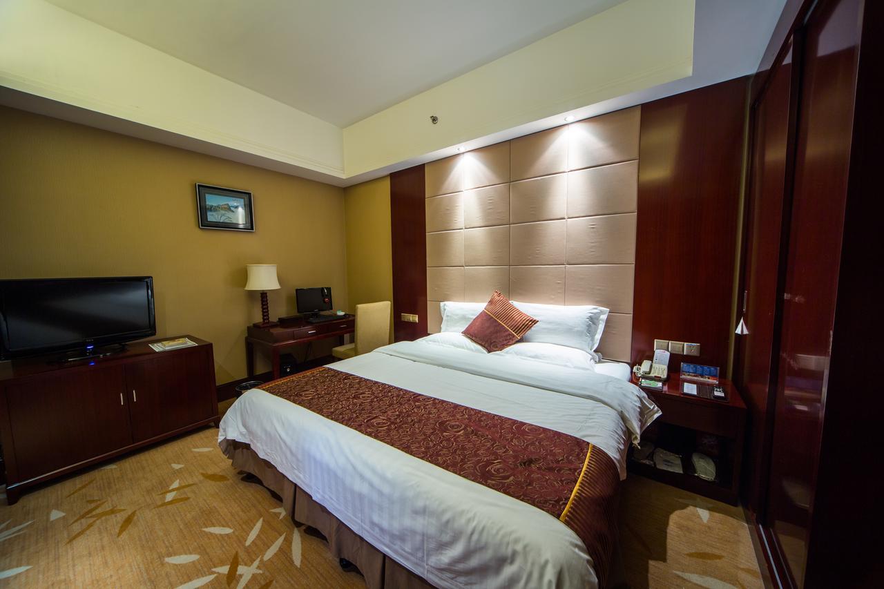 Da Cheng Shan Shui Hotel Чжанцзяцзе Номер фото