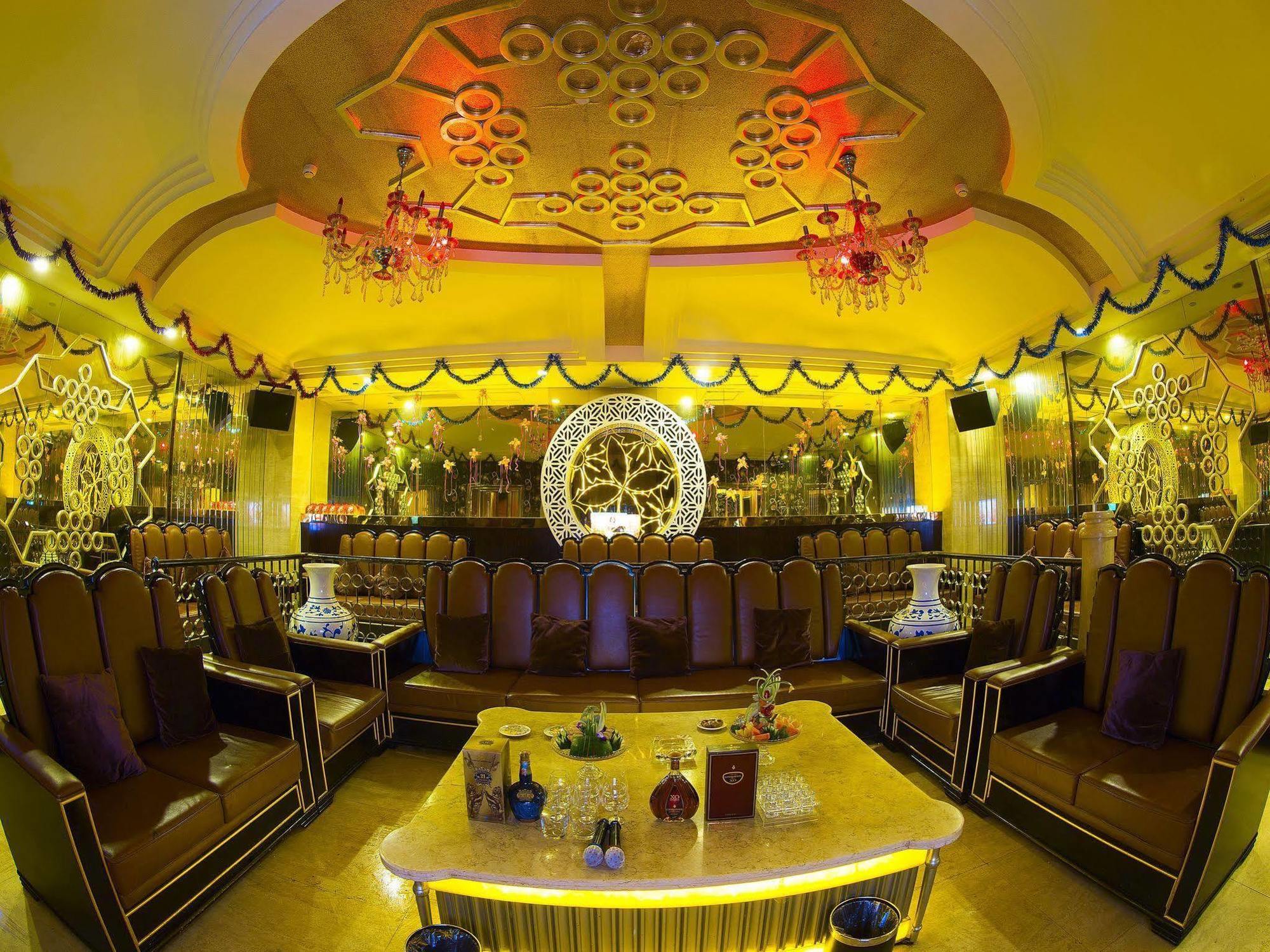 Da Cheng Shan Shui Hotel Чжанцзяцзе Экстерьер фото